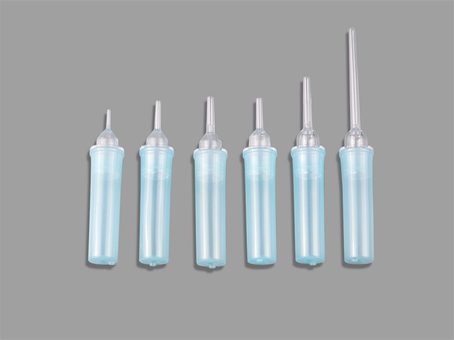 One-time trace suction sampler